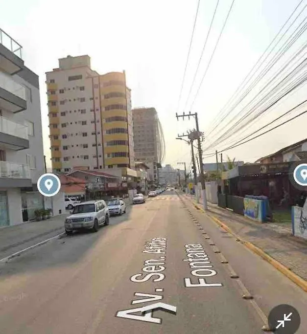 Apartamento Frente Para O Mar Em Pereque Porto Belo Sc Brasilien