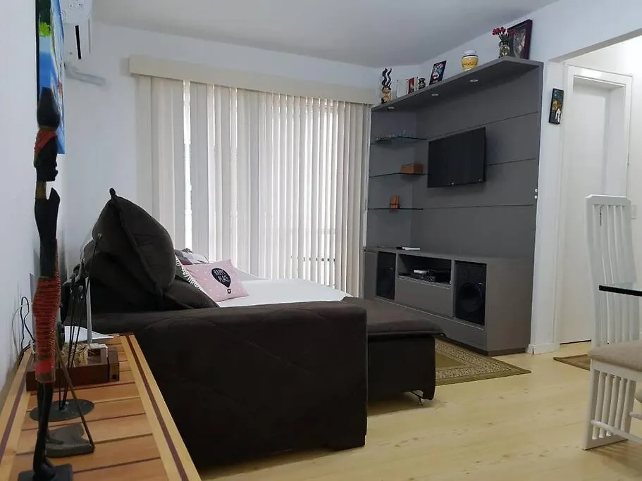 Apartamento Frente Para O Mar Em Pereque Porto Belo Sc Brasilien