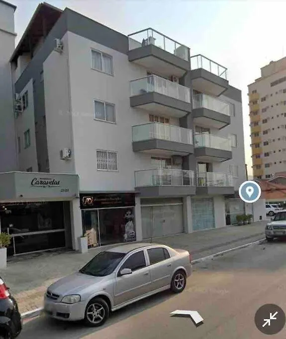 Apartamento Frente Para O Mar Em Pereque Porto Belo Sc Lejlighed