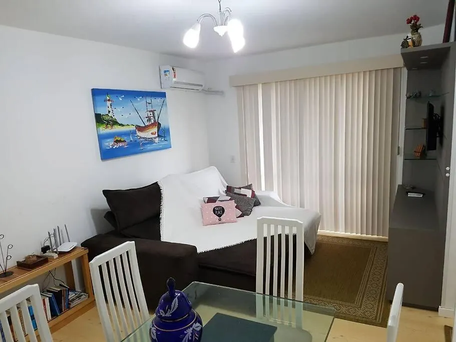 Apartamento Frente Para O Mar Em Pereque Porto Belo Sc